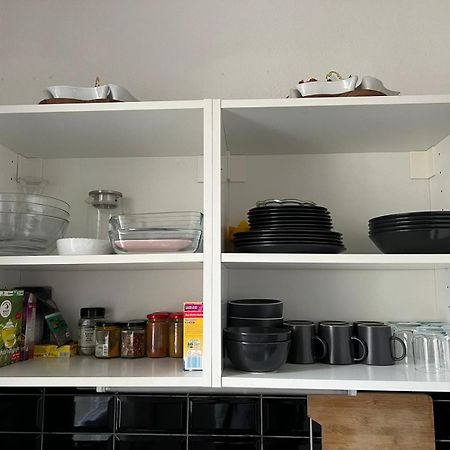 Moderne Und Helle Ferienwohnung Im Herzen Der Stadt Dortmund Buitenkant foto